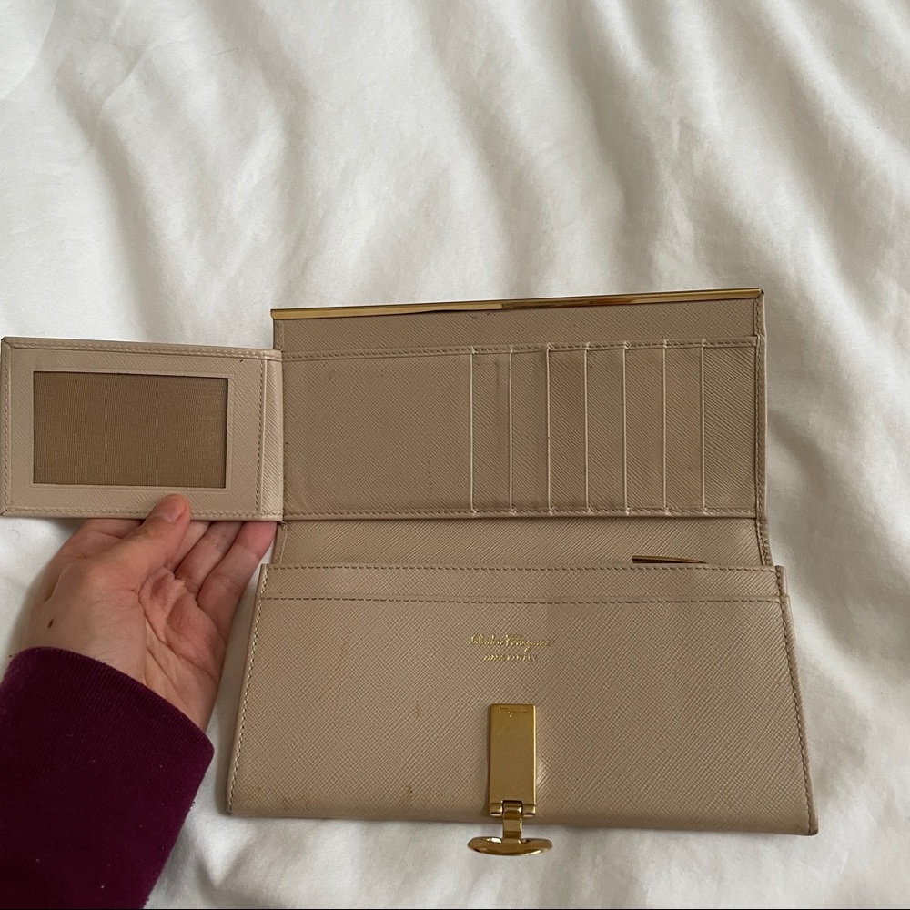 Salvatore Ferragamo Macaron Continental Wallet View 4